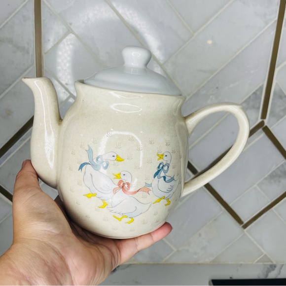 Vintage WBI 1988 Coffee Tea Pot Lid country ducks Farmhouse teapot 7” T X 9" W - Picture 9 of 9